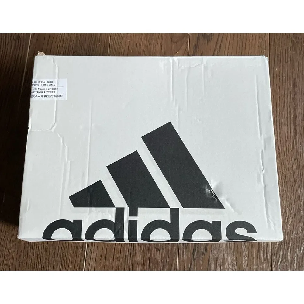 Adidas empty‎ shoe box